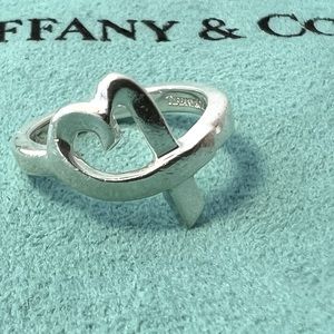 Tiffany & Co. 925 Paloma Picasso Loving Heart ring - Size 6